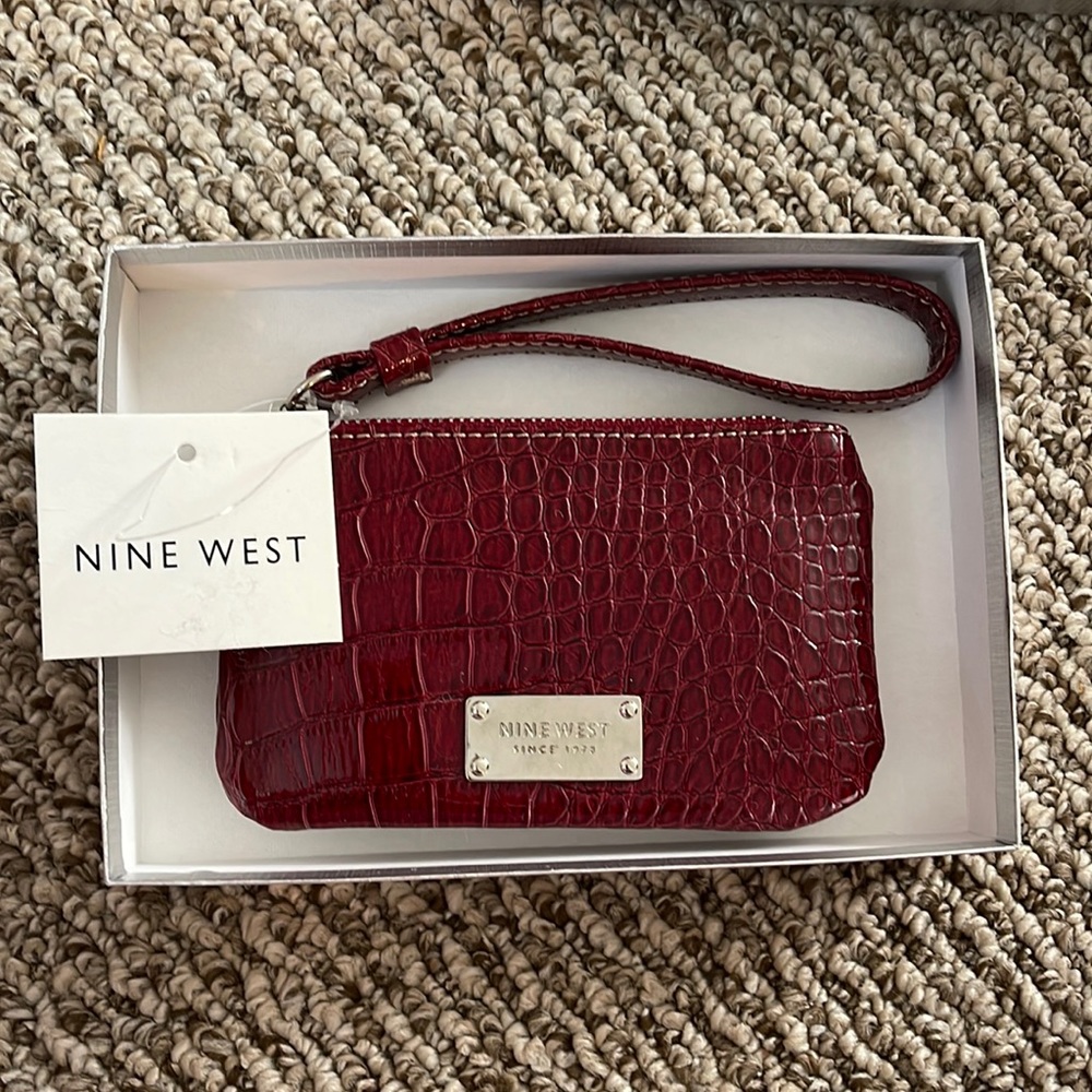 Nine West red wristlet